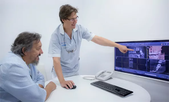 implantología dental guiada con el Doctor Joan Such Mujica